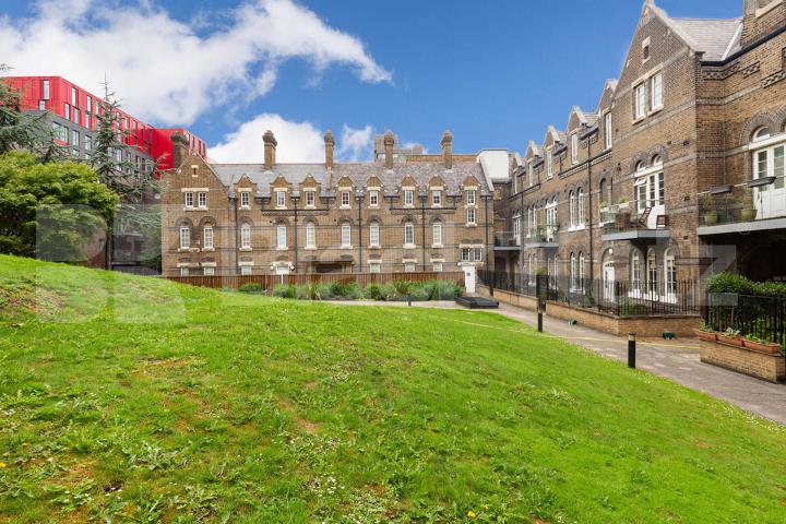 School conversion located within the gated development on Eden Grove Eden Grove , Holloway